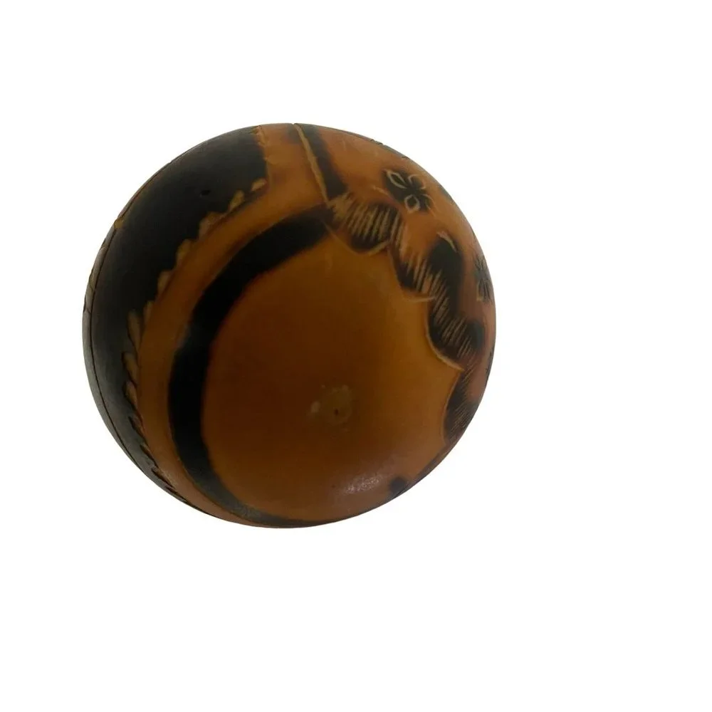 Vintage Collectible Woman Hand Carved Etched Burned Gourd‎ Peruvian Folk Art 3
